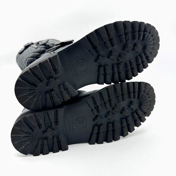 CHANEL Black CC Logo Quilted Moto Boots Size 38 Leather - Picture 10 of 13